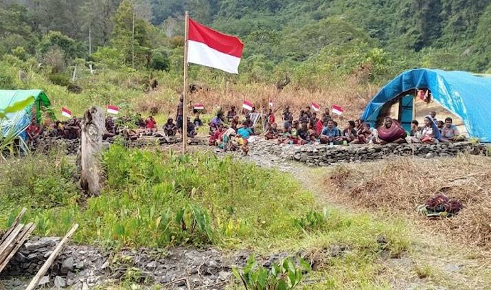 Koops TNI Habema Hadirkan Rasa Aman, Warga Distrik Kembru Kembali Pulang dan Kibarkan Bendera Merah Putih