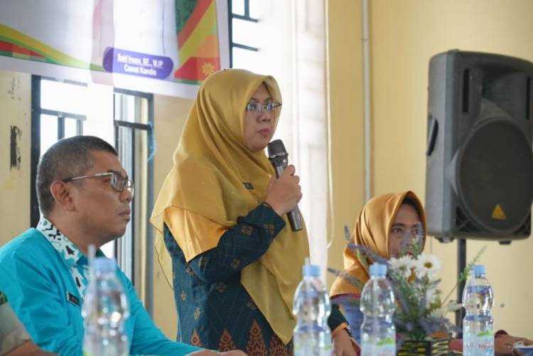 Pemerintah Kampung Bukan Hanya Pelaksana Program,  Bupati Siak Minta Jadi Motor Penggerak Ekonomi Lokal