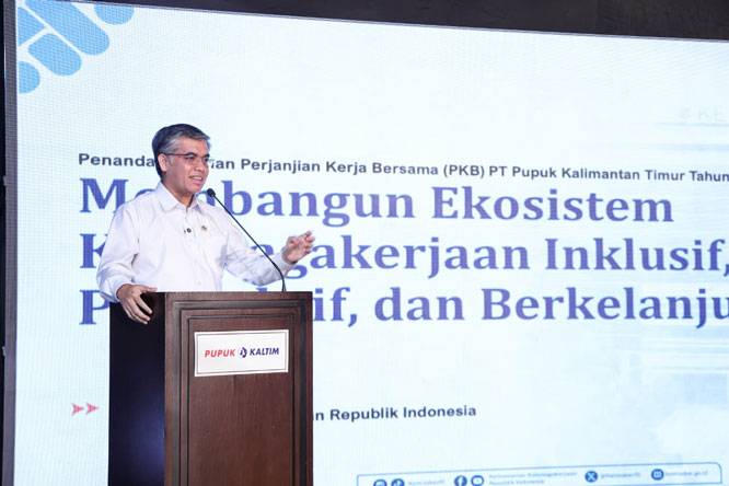 Pemanfaatan AI di Indonesia Masih Rendah, Menaker: Pekerja Harus Siap Hadapi Perkembangan Teknologi