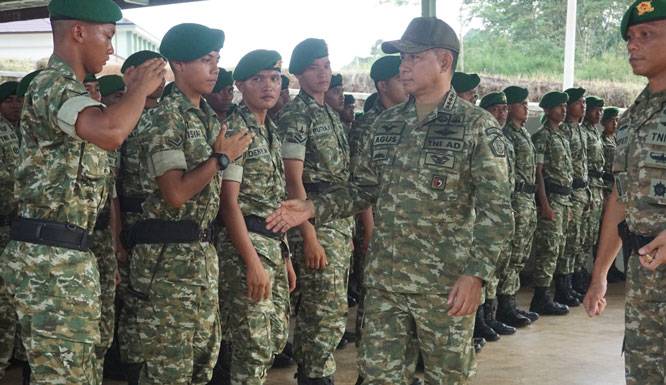 Panglima TNI Tinjau Yonif TP 940/Jaya Nagara di Subang, Jawa Barat