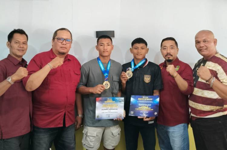 Dua Petinju Pekanbaru Sabet Medali Emas Kejuaraan Danlanud Bangka Belitung