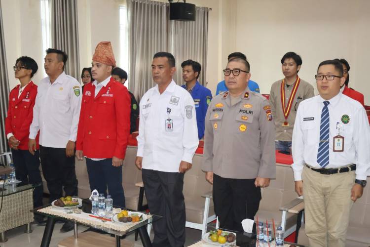 Konfercab Ke-5 GMNI Inhil, Bupati Herman Sebut Mahasiswa Adalah Agen Perubahan