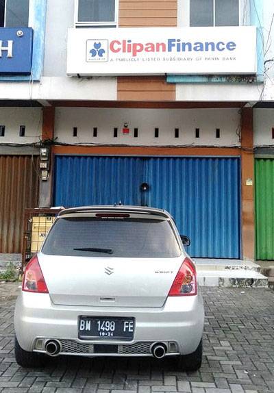 Tarik Paksa Mobil Konsumen, Clipan Finance Minta Bayar Biaya Penarikan Rp.9 juta