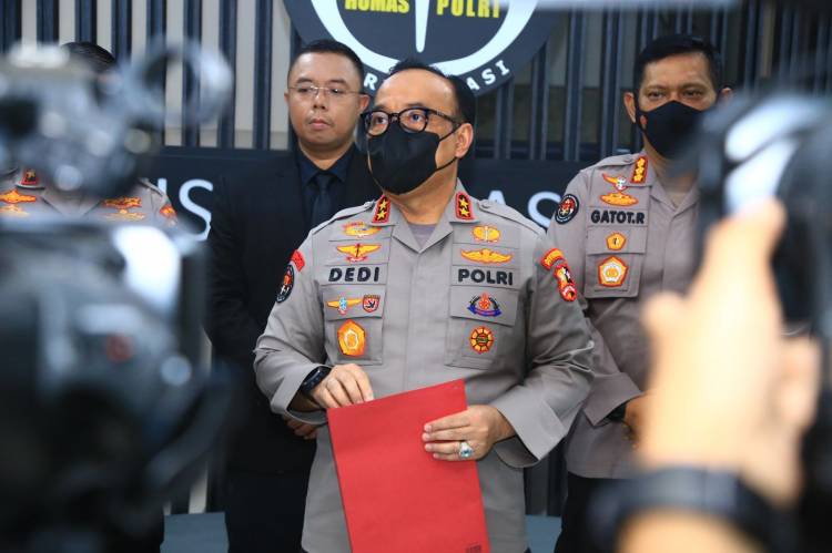 Berkoordinasi Dengan Kementan, Polri akan Bantu Awasi Penanganan Penyakit Mulut dan Kuku Hewan Ternak
