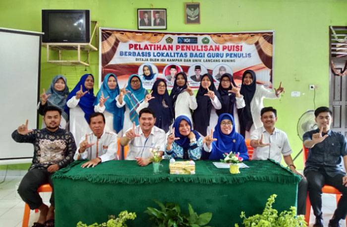 IGI Kampar dan Unilak Taja Pelatihan Menulis Puisi Berbasis Lokalitas