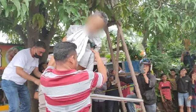 Pelayan Bufet di Jalan Soekarno Hatta Pekanbaru Ditemukan Tewas Gantung Diri