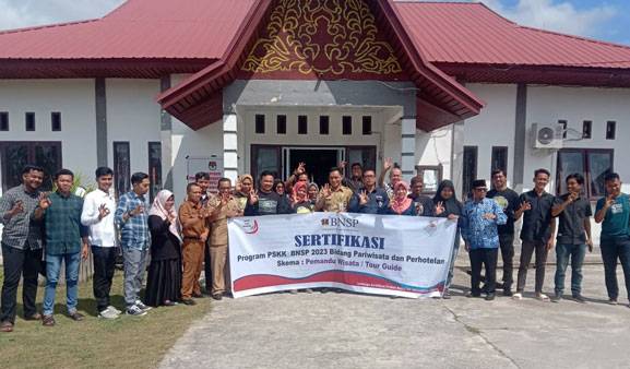 Fortukindo Lakukan Sertifikasi Pemandu Wisata Desa Bukit Batu