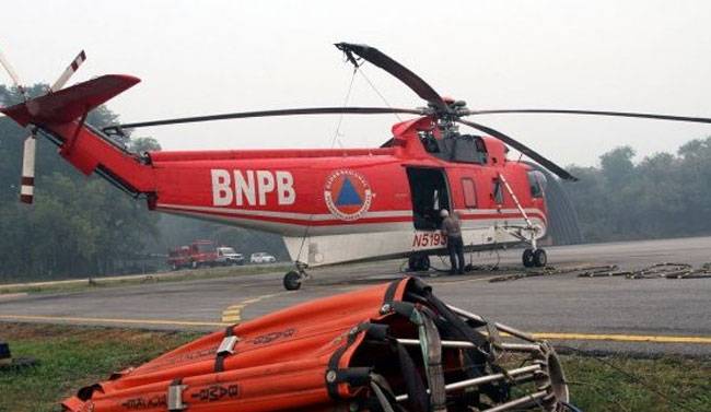 Padamkan Karhutla, Heli Water Bombing Dikerahkan ke Rupat