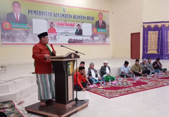 Calon Anggota DPD RI Kyai Mursyid Hadiri Halal Bihalal IKMR Kuantan Hilir