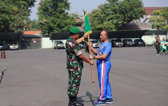 Mayjen Farid Makruf Berangkatkan Kontingen Pencak Silat Piala KASAD