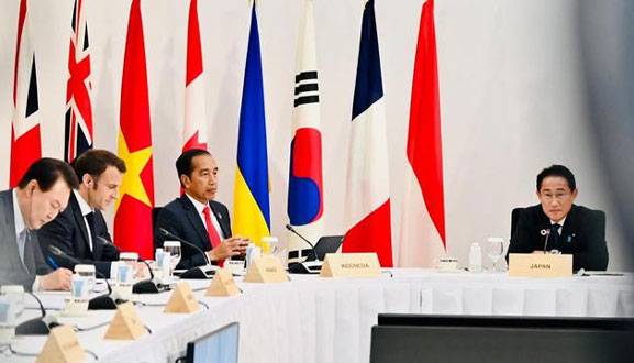 Jokowi: Pemimpin Negara Harus Lakukan Revolusi, Hentikan Perang