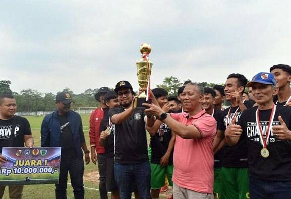 Hadiri Penutupan Liga I Askot PSSI Pekanbaru 2022/2023, Ini Harapan Wakil Ketua DPRD Pekanbaru Ginda Burnama