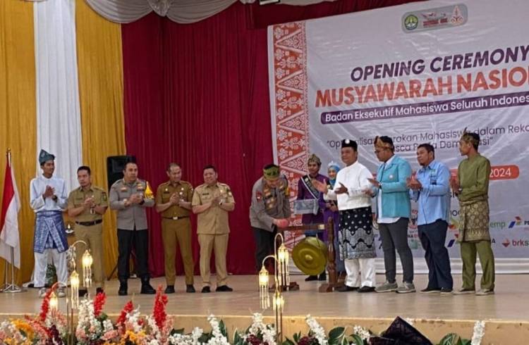 Polda Riau Kawal Munas BEM Seluruh Indonesia XVII di Pekanbaru