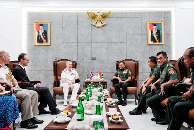 Panglima TNI Terima Kunjungan Kehormatan Chief Of Defence Staff Inggris