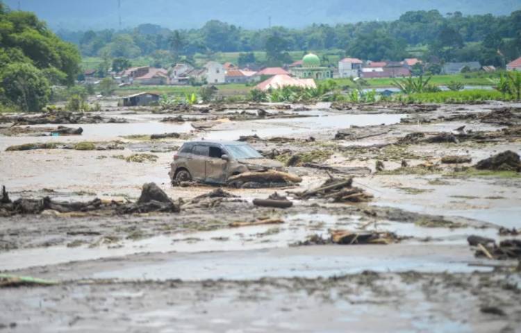 Waspada, BMKG Sebut Potensi Banjir Lahar Dingin Susulan di Sumbar Lebih Besar