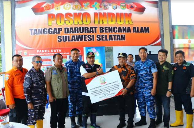 Danlanud Sultan Hasanuddin Dampingi Pangkoopsud II Tinjau Posko Induk Tanggap Darurat Bencana di Kabupaten Luwu