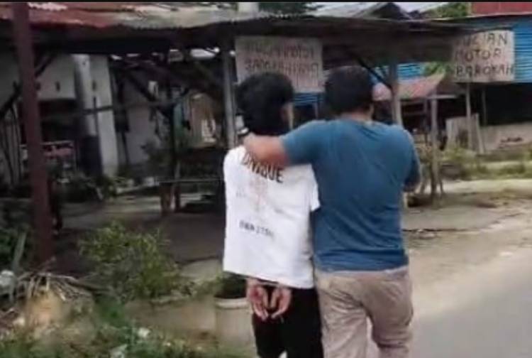 Anak Ditangkap Gegara Sabu, Ibu Menangis Pilu