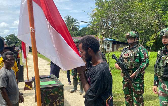 Eks OPM Yeremias Foumair Berikrar Setia Kembali ke Pangkuan NKRI