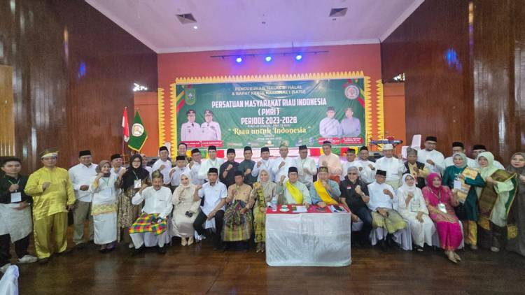 Dilantik Jadi Waketum PMRI, Karmila Sari Siap Berkolaborasi untuk Daerah