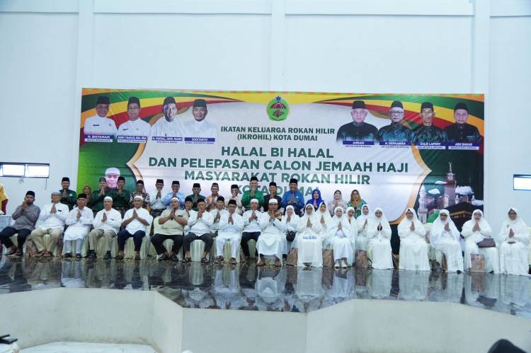 Hadiri Pelepasan Jamaah Haji IKROHIL Dumai, Hendry Munief Doakan Jamaah Menjadi Haji yang Mabrur