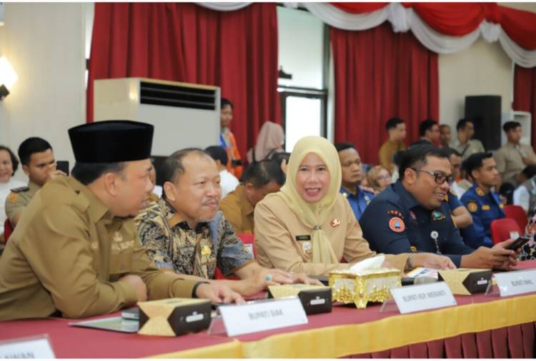 Hadiri Rakor Penanganan Karhutla Riau 2025, Wabup Yuliantini Tegaskan Komitmen dan Kesiapan Pemkab Inhil Atasi Karhutla