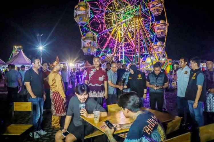 Dermaga Pasar Rakyat di Kawasan Sungai Siak Resmi Beroperasi