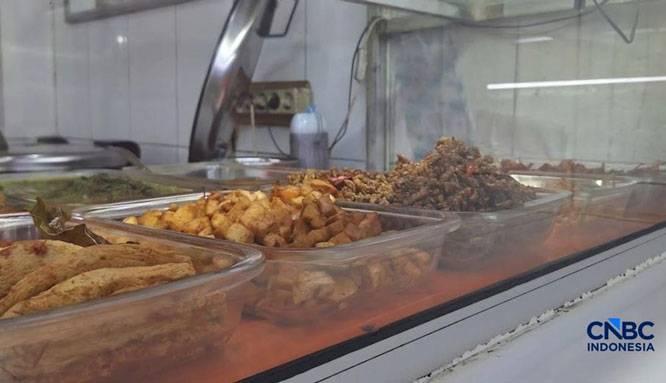 Pengusaha Warteg Ikut Pusing Efek Rupiah Loyo, Padahal Tak Pakai Dolar AS