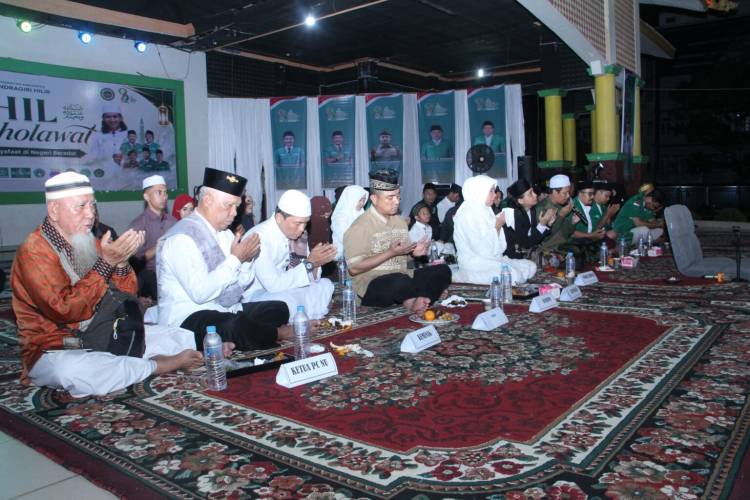 Inhil Bersholawat, Wabup Yuliantini Ajak Perkuat Ukhuwah dalam benteng Agama