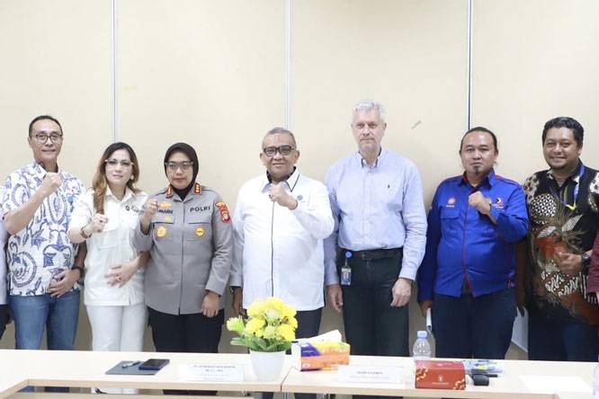 Wamenaker Fasilitasi Penyelesaian Perselisihan Hubungan Industrial di Multistrada