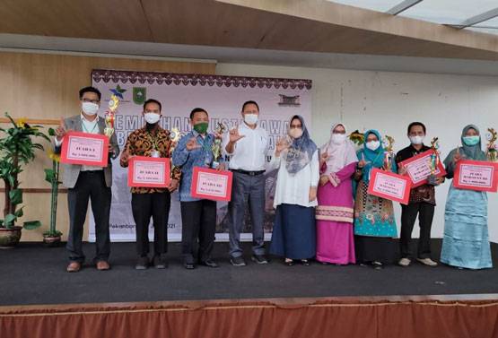 Dody Prayitno Raih Juara Pertama Pustakawan Berprestasi Terbaik Se-Riau Tahun 2021