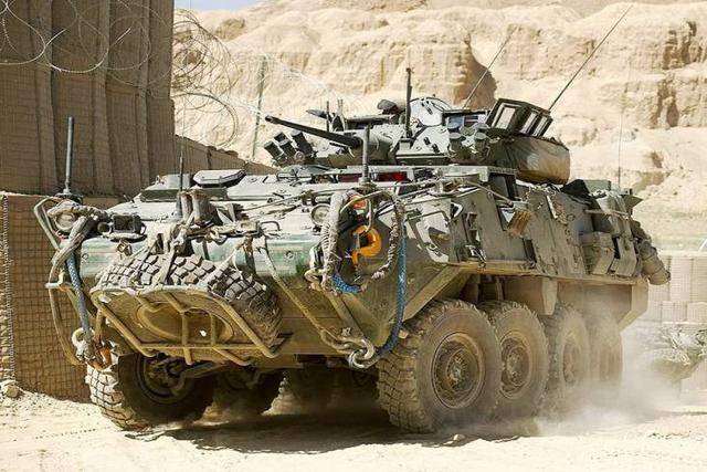 Pemerintah Swiss Larang Denmark Kirim Panser Piranha ke Ukraina