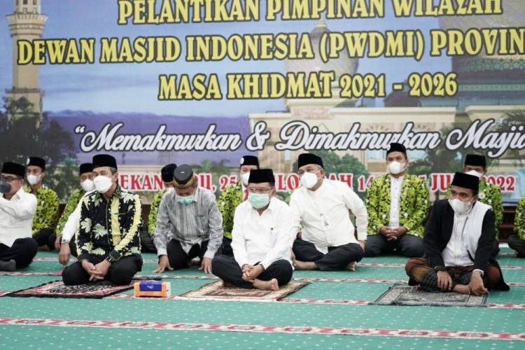 Pengurus PW Dewan Masjid Indonesia Provinsi Riau Resmi Dilantik, Gubernur Riau Berharap Segera Bekerja Untuk Kepentingan Umat