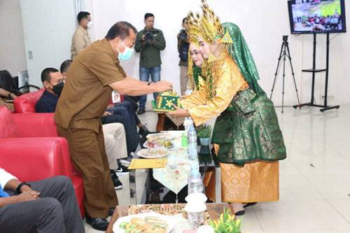 Asisten II Setdakab Bengkalis Hadiri Opening Program Kemitraan UMKM dan Pendampingan Perguruan Tinggi