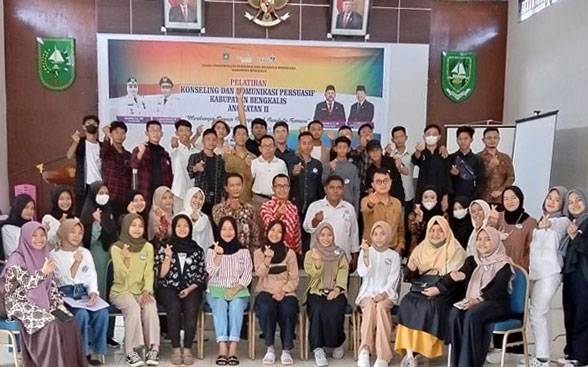 Kadis DPPKB Tutup Pelatihan Konseling dan Komunikasi Persuasif Berbasis Neuro Linguistic