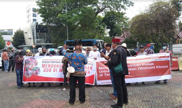 Forum Solidaritas Mahasiswa dan Pemuda Peduli Pembangunan di Tanah Papua, Minta DPR RI Sahkan UU DOB