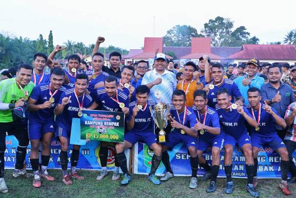 Bupati Alfedri Termotivasi 'Akan Lahir Messi Baru Dari Kampung Rempak'