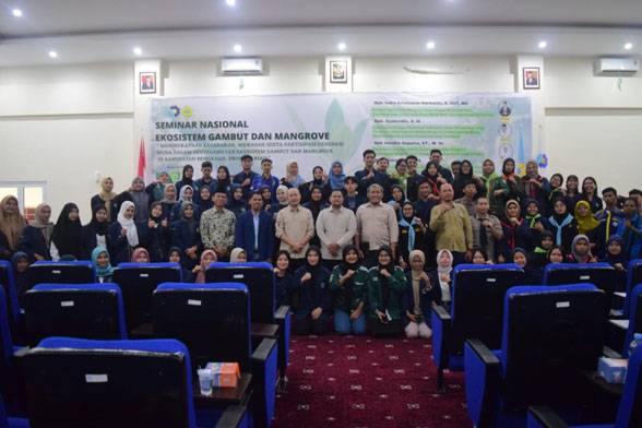 Mapala Laksamana Polbeng Gelar Seminar Nasional Ekosistem Gambut dan Mangrove