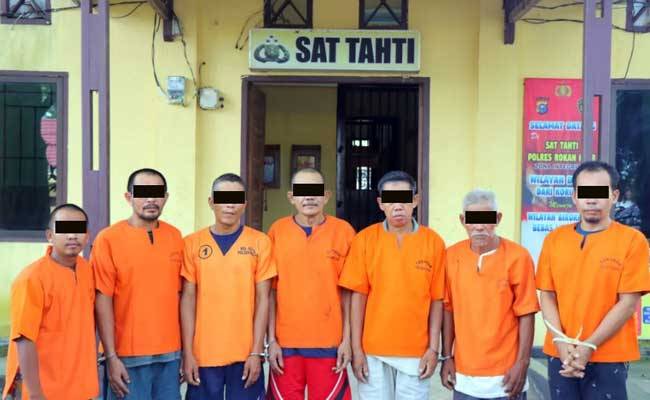6  Kasus Karhutla di Rohil, 8 Orang Diamankan