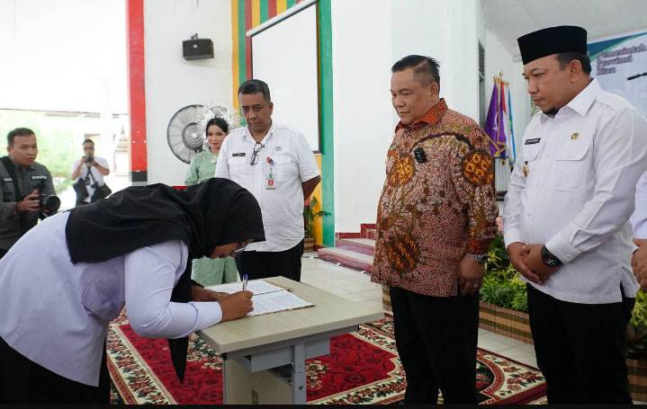 204 Guru di Siak Terima SK PPPK