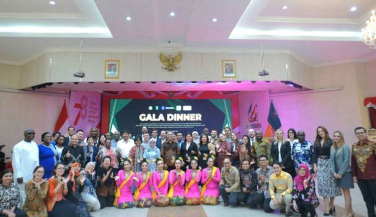 Pemprov Riau Ramah Tamah dengan Peserta Pelatihan Komoditas berkelanjutan dari 17 Negara