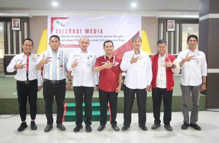 Cegah Hoax Jelang Pilkada, KPID Riau Perkuat Literasi Mahasiswa