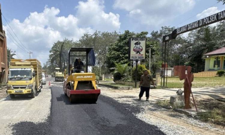 Perbaikan Jalan Provinsi di Rokan Hulu akan Dibahas Khusus