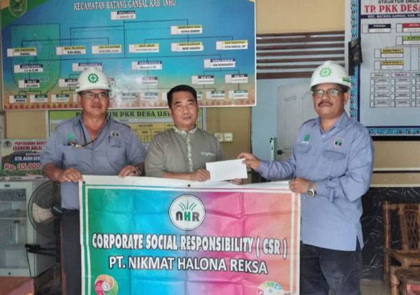 PT NHR Bantu Perbaikan Jembatan Desa Usul