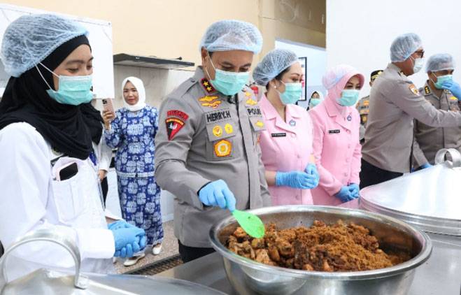 Polda Riau Luncurkan Program Satuan Pelayanan Pemenuhan Gizi