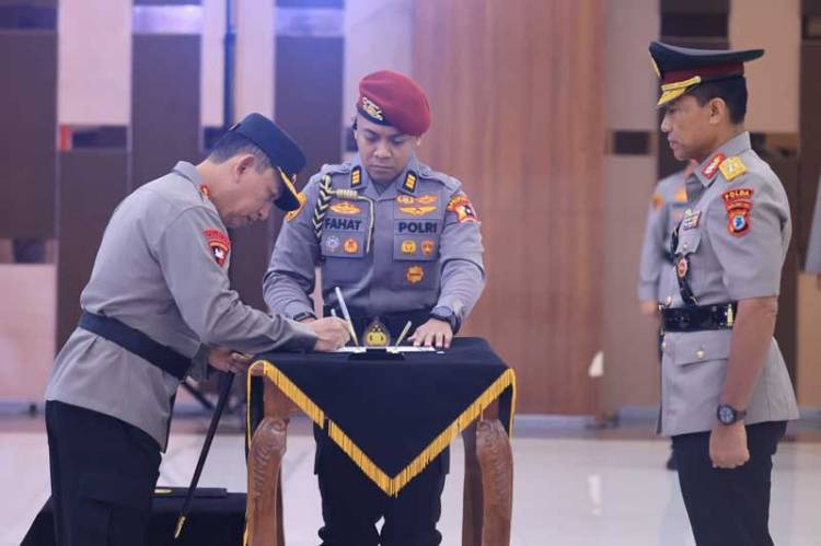 41.578 Personel Polri Naik Pangkat, 87 Perwira Tinggi