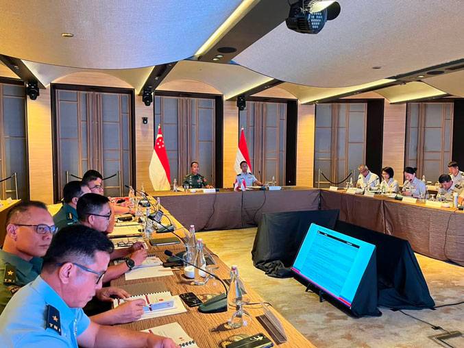 Kasum TNI Pimpin Delegasi Indonesia Pada Sidang Ke-22 TNI-SAF Annual Staff Meeting 2026 di Singapura