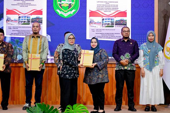 Torehkan Prestasi 13 Tahun Berturut-turut, Bengkalis Kembali Raih Opini WTP
