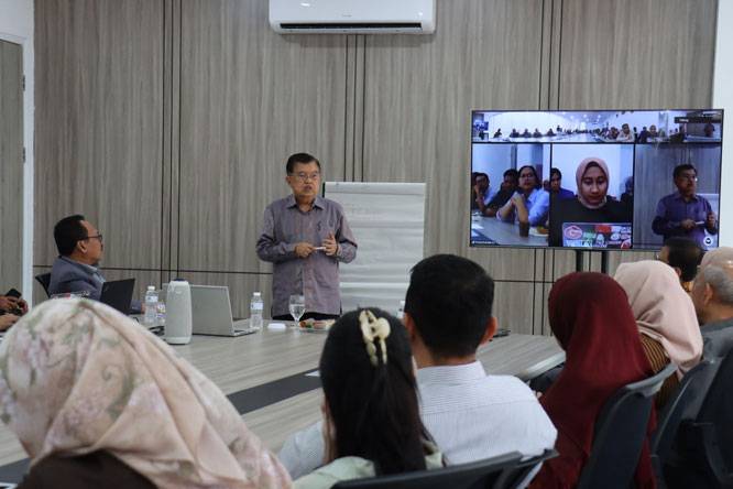 Jusuf Kalla: Krisis Ekonomi dan Politik Tidak Bisa Dipisahkan, Kampus Harus Hadir Berikan Solusi