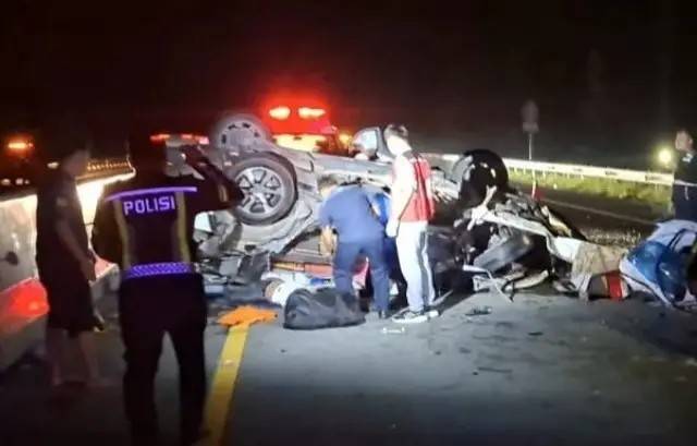 Bawa Pasien, Ambulan Kecelakaan di Tol Permai, Tiga Meninggal