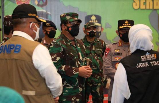 Panglima TNI: Dengan Melaksanakan Vaksinasi Berarti Menjadi Pahlawan Kesehatan